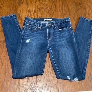 Levi skinny jeans